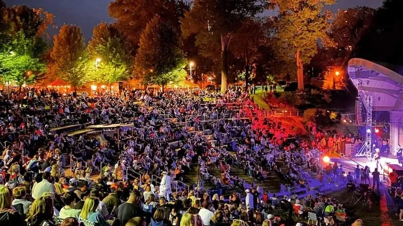 The Ultimate Aldean photo gallery image 9